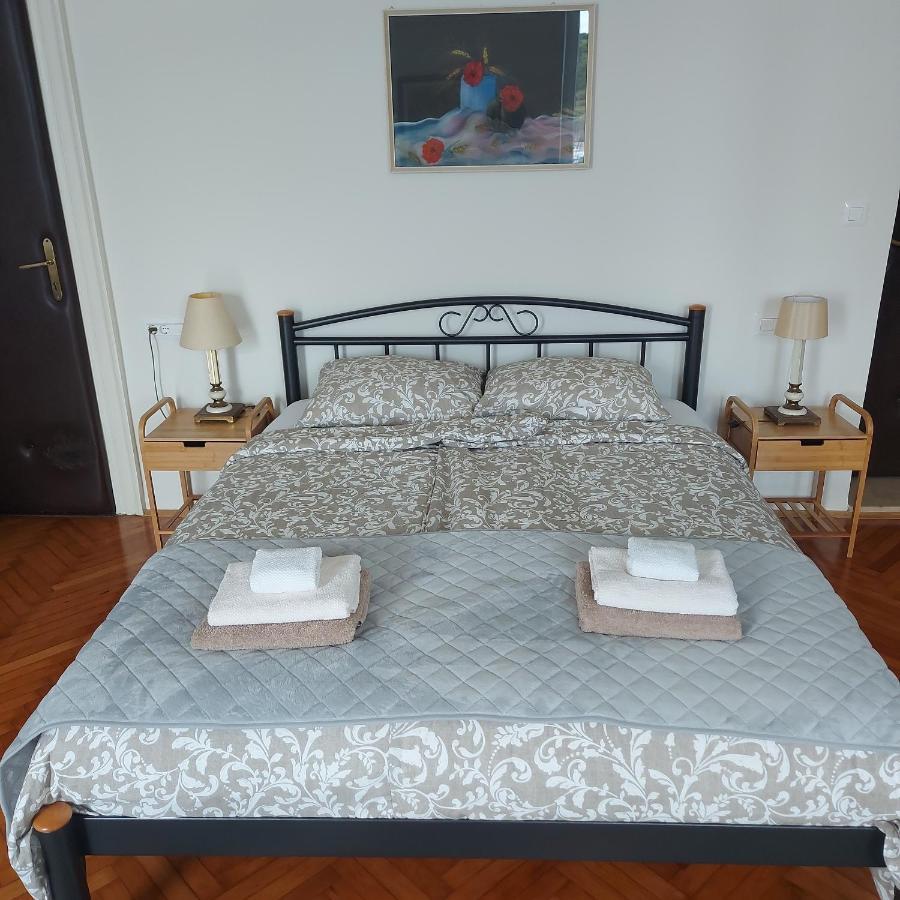 Lägenhet Royal Balcony Al Mare