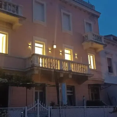 Royal Balcony Al Mare Apartment Rovinj Exterior photo